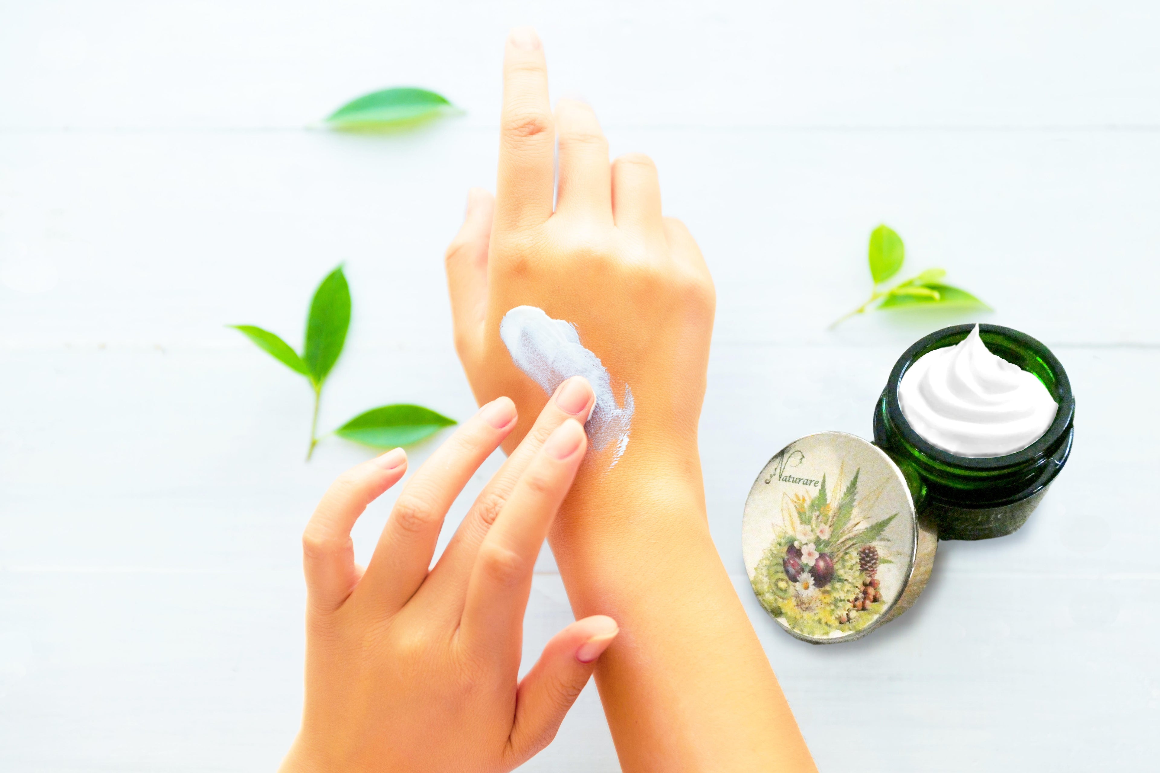 DROP - VOLUPTE DES BIO CREAM - Breast Beauty Skin Care